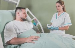 אחות סיעודית צמודה